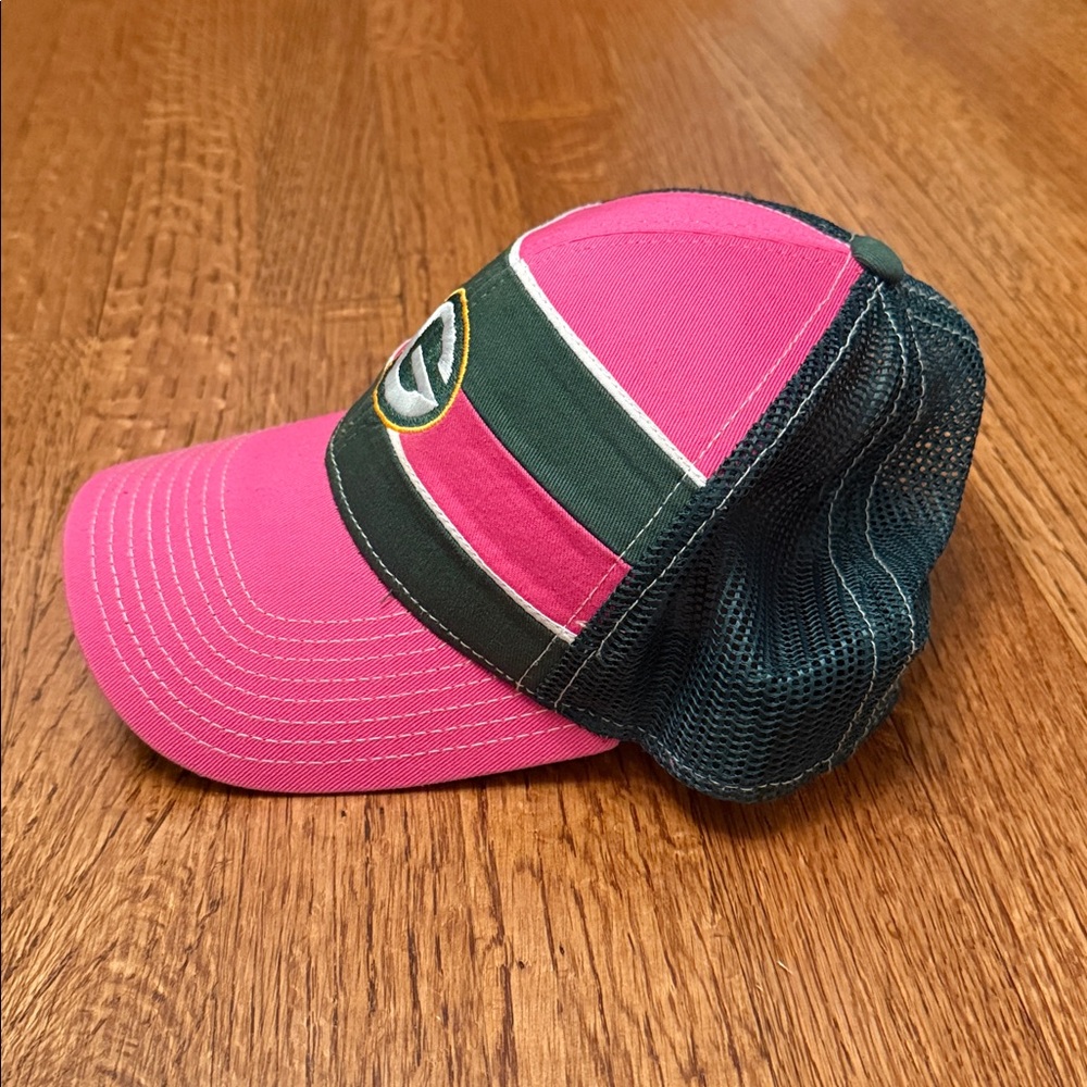 Green Bay Packers Pink & Green hat - Picture 2 of 4
